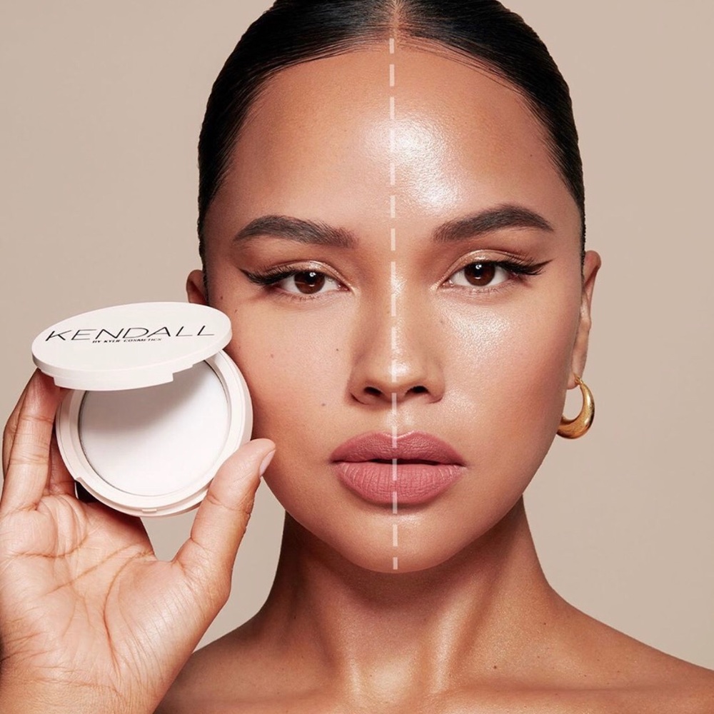 Kylie Blotting Powder